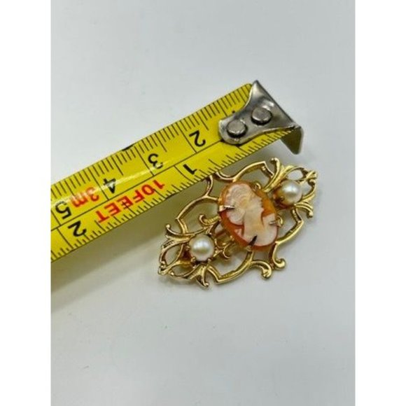 Vintage Petite Cameo Pin Genuine Carved Shell Gold Tone Setting Faux Pearls - Picture 7 of 8